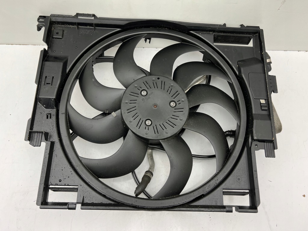 Купити Радіатор води кондиціонер вентилятор ремінь bmw f20 2.0d