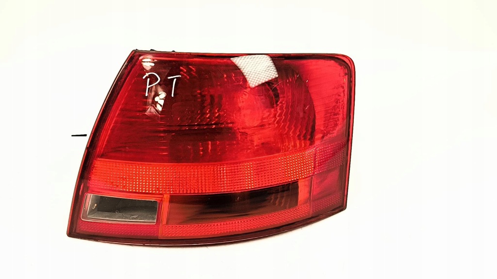 фото №1, Лампа правая задняя 8e9945096b audi a4 b7