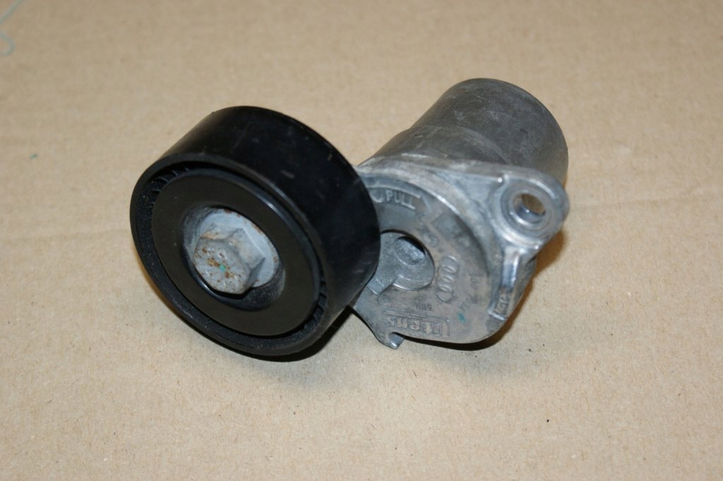 фото №1, Audi a3 8v натяжитель ремень 06k903133a