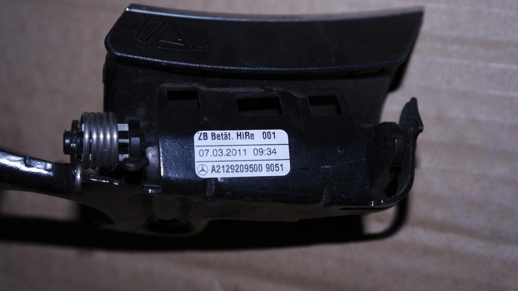 фото №6, Защёлка блокировка спинка сиденье mercedes w212