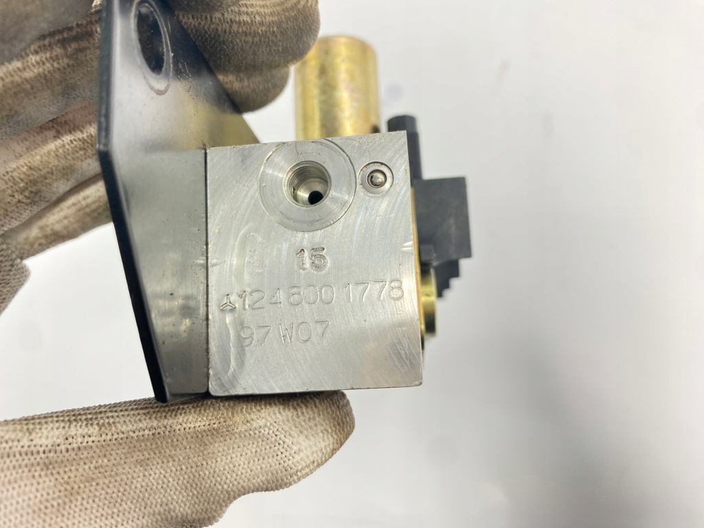 Купить Электроклапан крыша электроклапаны mercedes w124 кабриолет  1248001778