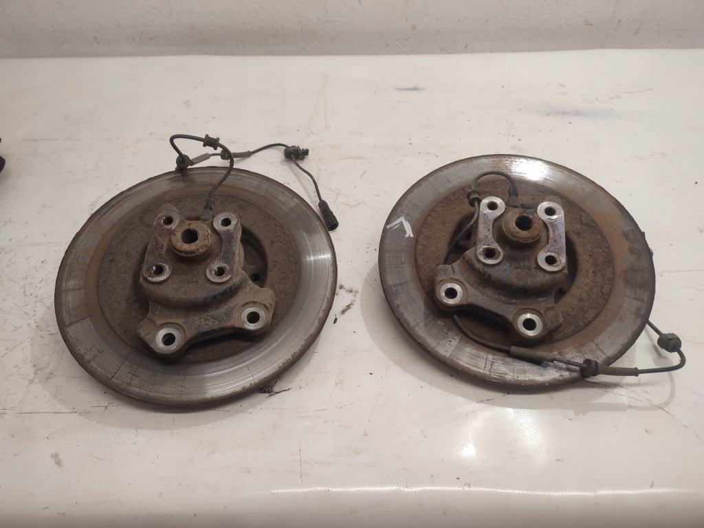 фото №5, Renault laguna iii поворотный кулак правый левый задняя 2.0dci