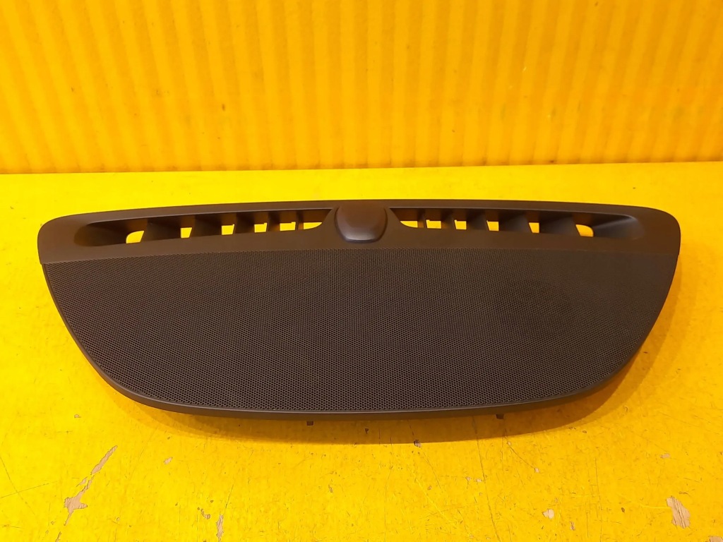 фото №1, Volvo v60 ii 18r.- защита накладка динамика 31467496