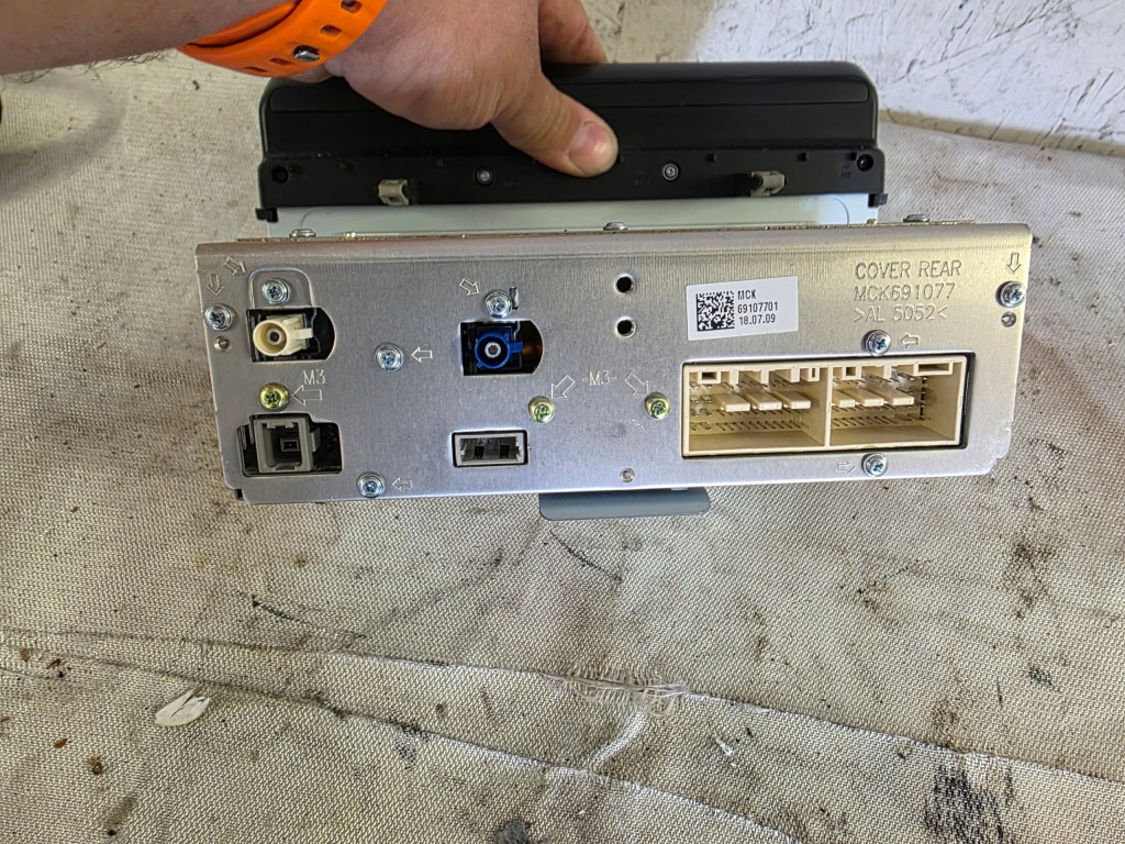 фото №3, Kia stonic 17-20 заводской радио навигация