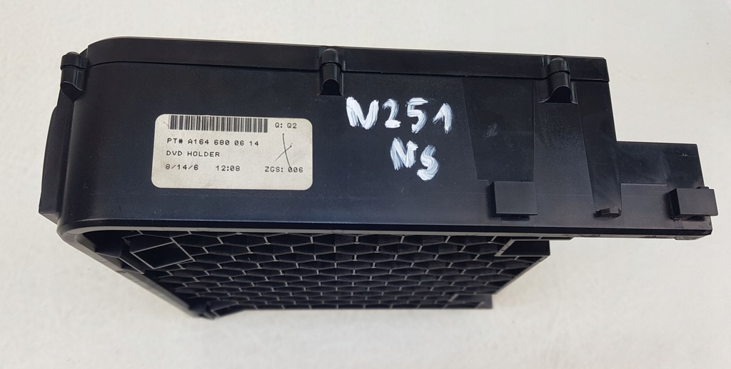 фото №5, Mercedes r w251 считыватель проигрыватель dvd оригинал