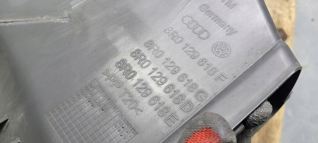 фото №13, Впуск воздуха audi q5 09-17 vag 8r0129739a