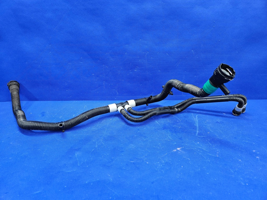 Купити Tesla model 3 рестайлінг  20-23 шланг патрубок труба води дроти 1521493-00-a