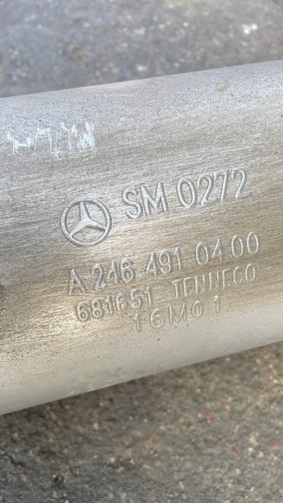 Mercedes x117 w117 117 cla 1.6 cgi 122km выхлоп гаситель средний конечный Цена