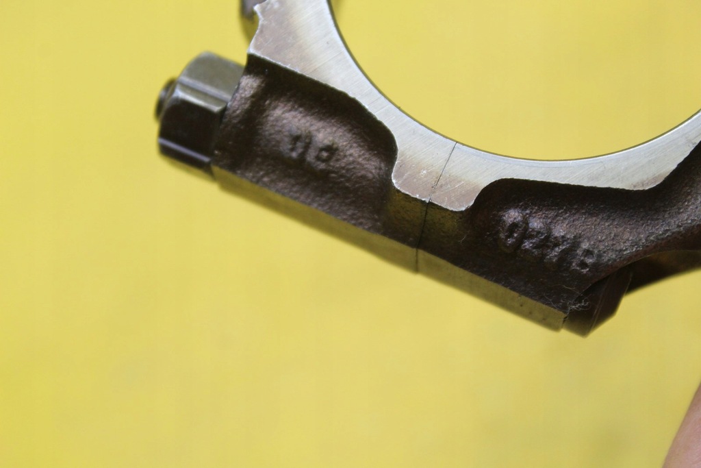 фото №8, Поршень шатун шатун a3 8l 1.8 b golf iv agn