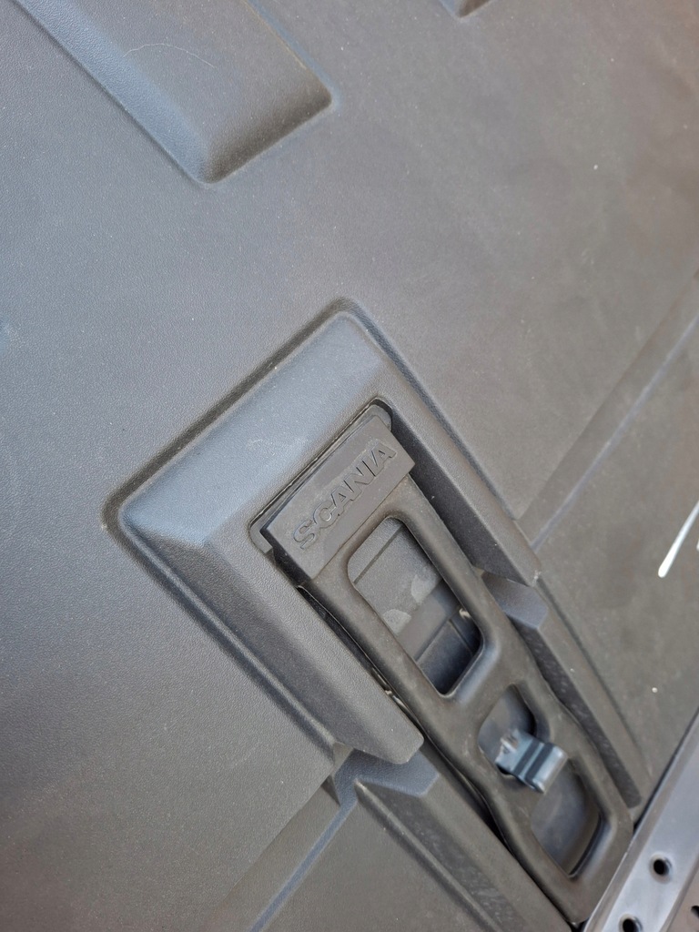 фото №9, Scania r s крыло подкрылок czapka накладка комплект