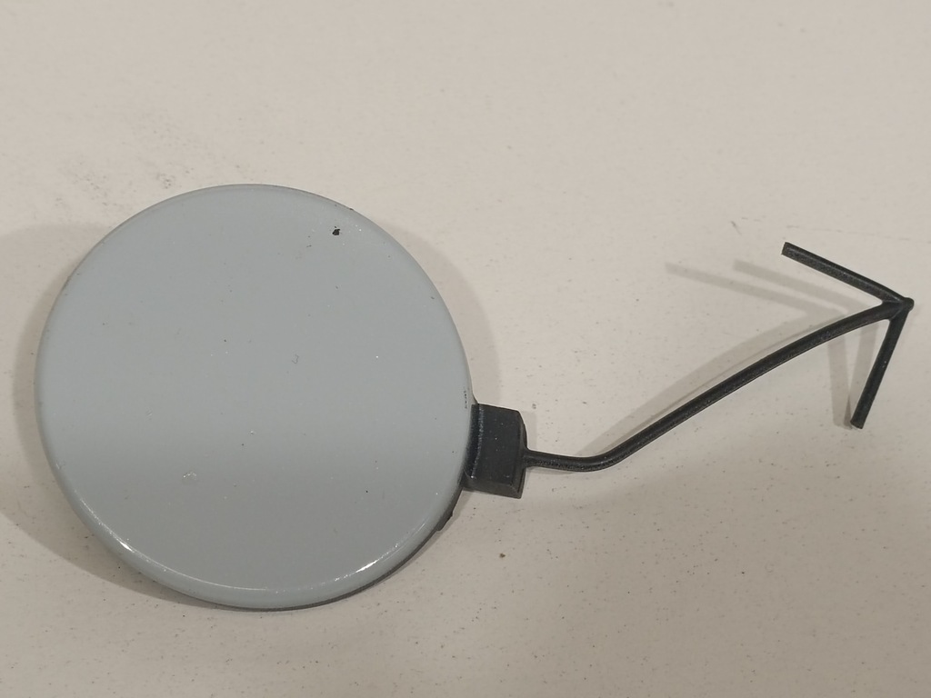 фото №1, Seat leon iii 5f заглушка бампера фаркоп перед 5f0807241c