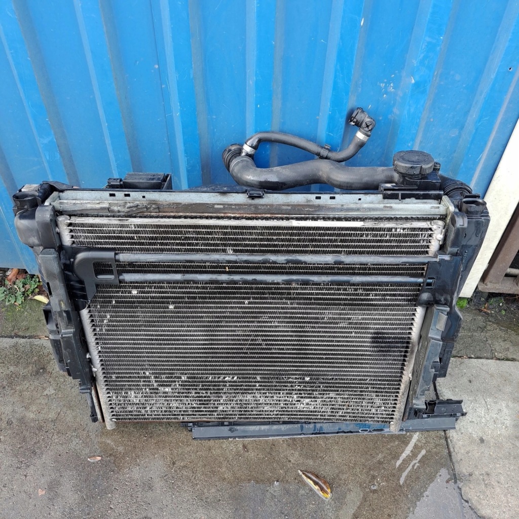 Купити Bmw 3 e46 1.8b радіатор води вентилятор комплект