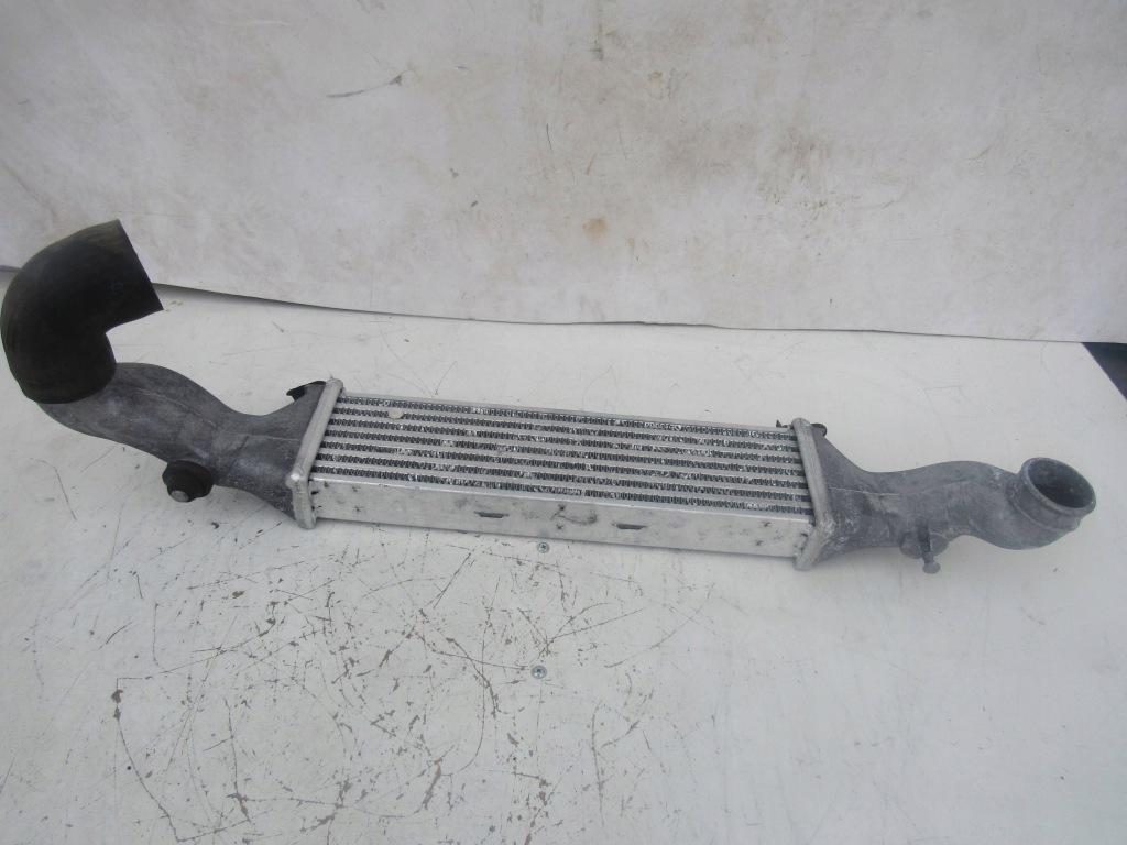 Mercedes c w202 202 w208 208 радіатор повітря інтеркулер 2025000600 Недорого