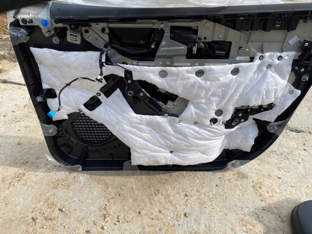 фото №5, Обивка обшивка дверь левый перед infiniti q30 eu