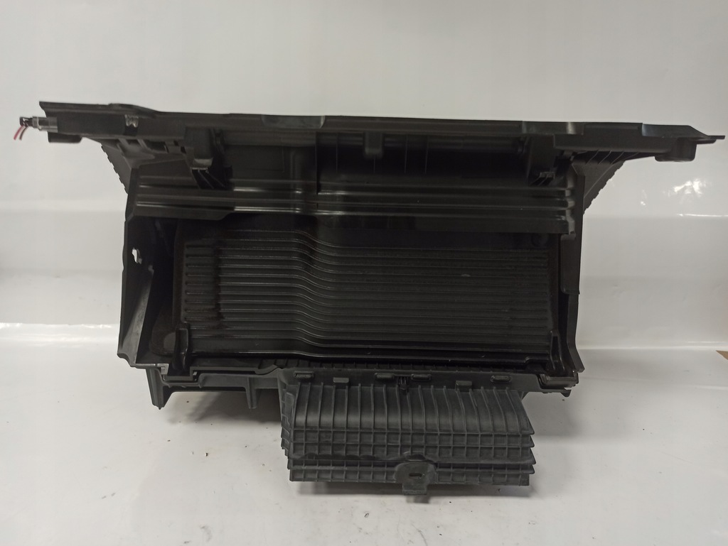 фото №8, Volkswagen passat b8 uk бардачок панели пассажира 3g2857097ac