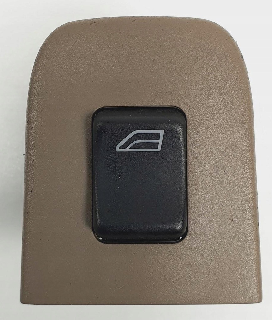 фото №1, Кнопка стекло задняя volvo v90 i 9128414