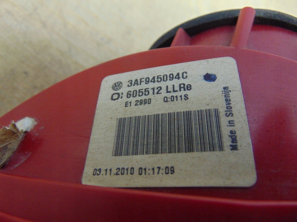 фото №15, Лампа правая задняя vw passat b7 kombi 3af945094c euro