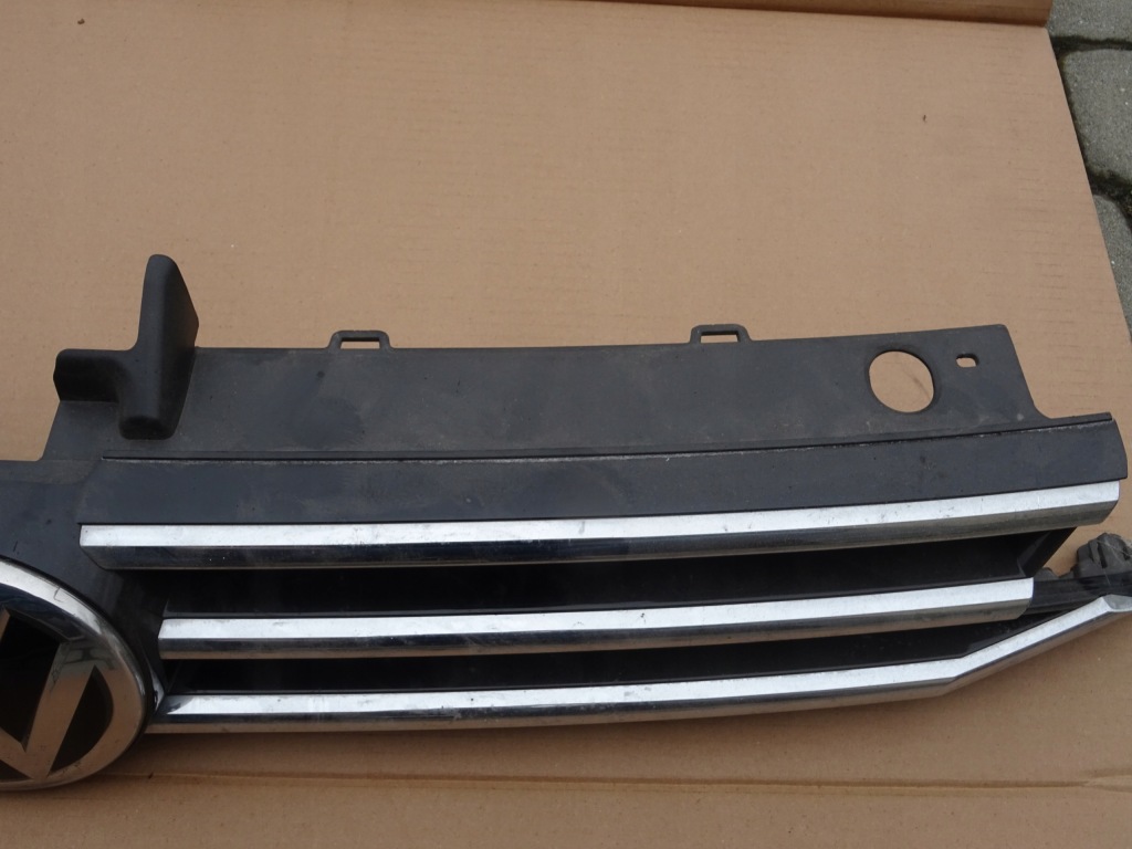 фото №6, Vw touran 5ta решётка радиатора pod радар logo оригинал