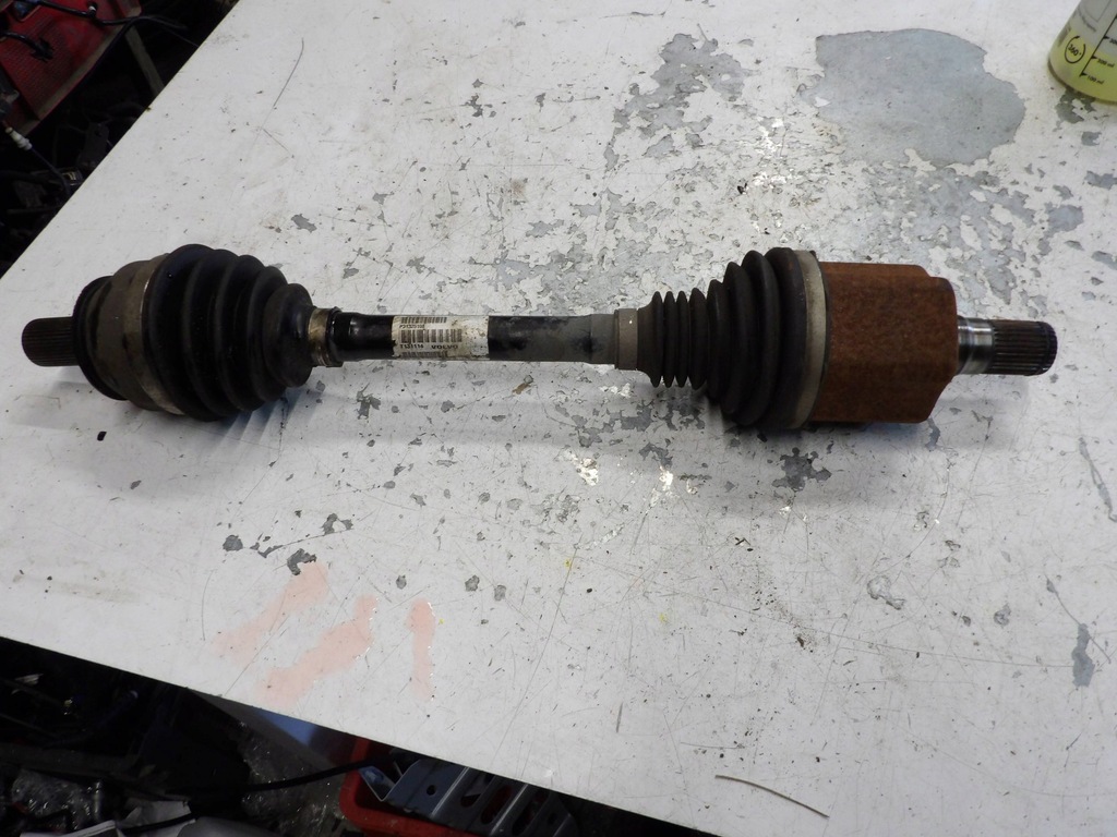 фото №1, Привідний вал ліва передня p31325108 volvo v60 i lift