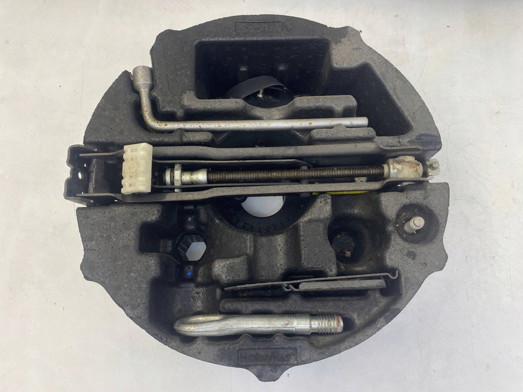 Купить Вкладыш колеса кулиса mercedes w251