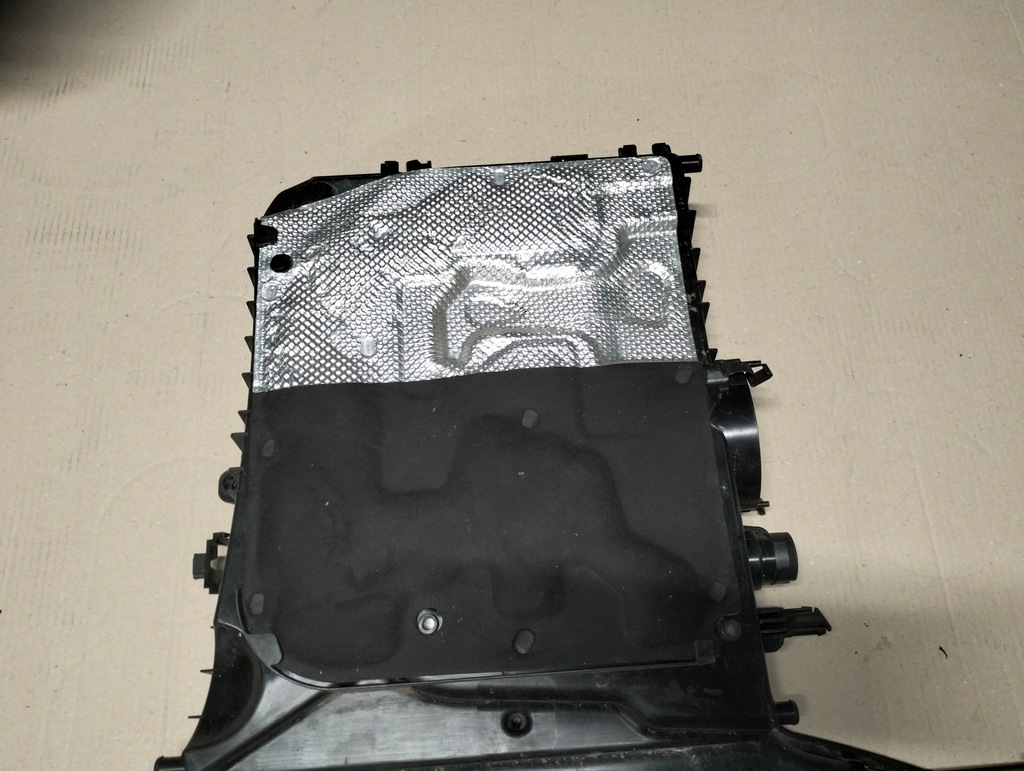 фото №9, Audi q7 q8 корпус фильтра воздуха 4m0133837aa