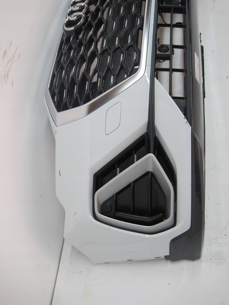 фото №9, Бампер audi q3 83a s-line 4 pdc перед передній