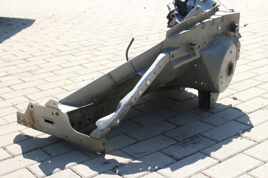 фото №13, Лонжерон правый перед подкрылок чашка altima l32