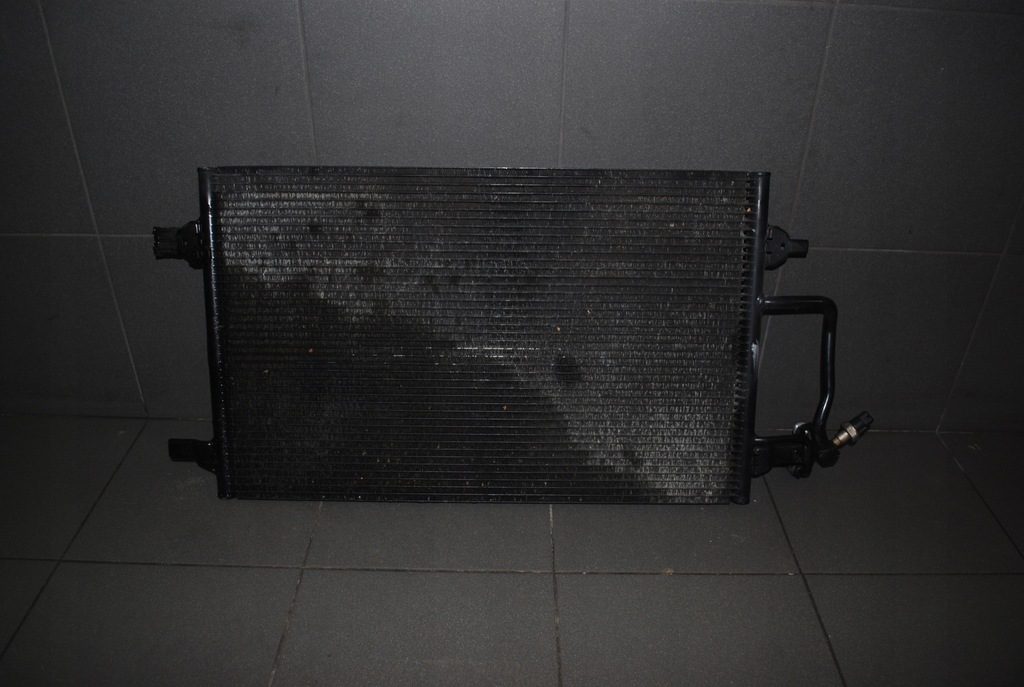 фото №6, Радіатор кондиціонера audi a8 d2 lift 4d0260401a