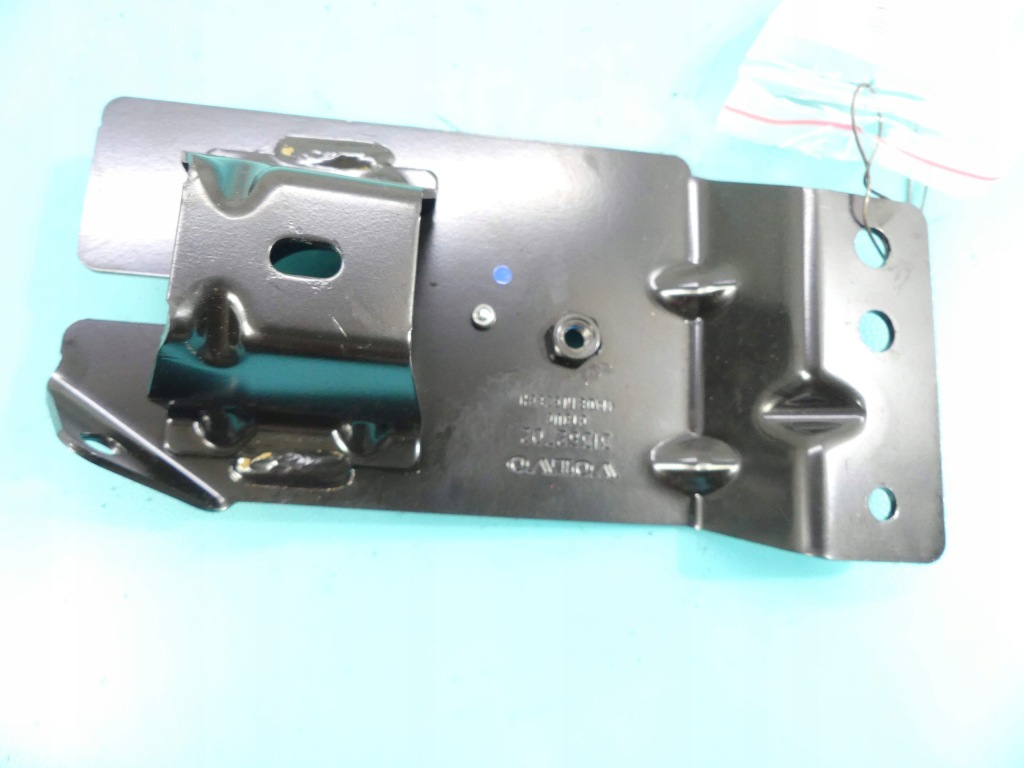 фото №1, Кронштейн кронштейн педали газа volvo s90 ii v90 2,0