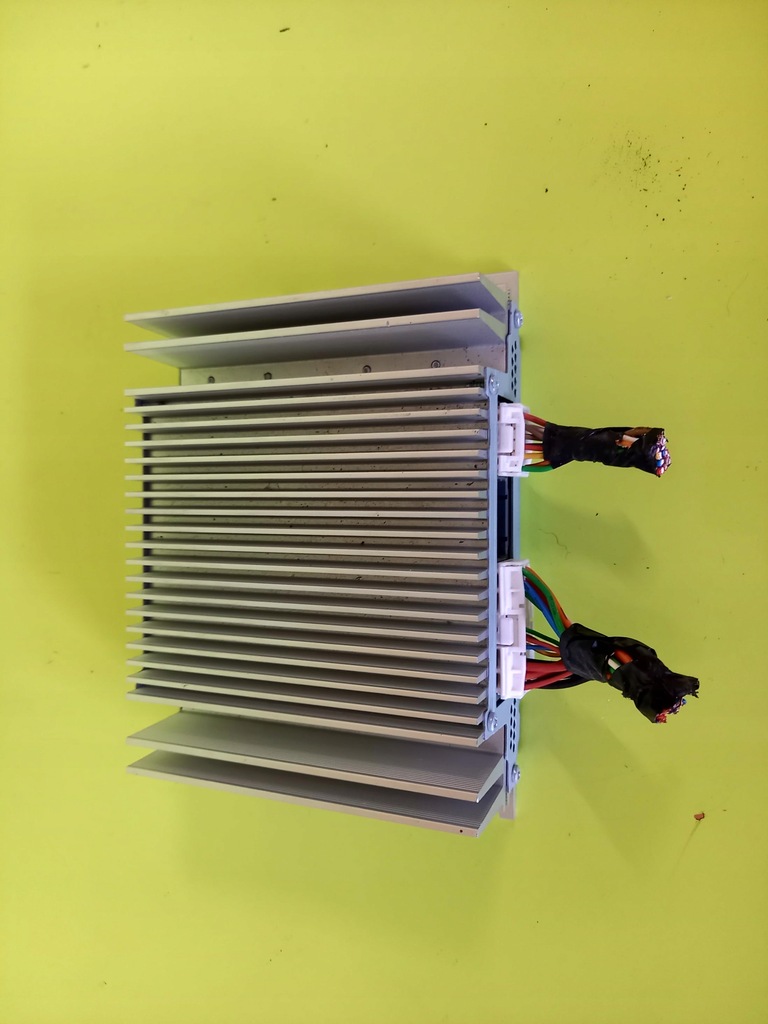 фото №1, Усилитель 963702s301 hyundai ix35 11r