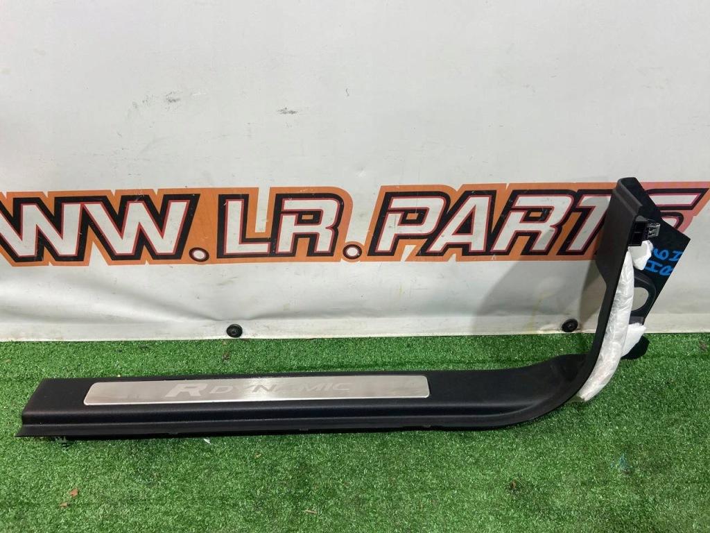 Купить Защита порога  правая sport l550 lk72-02349-jb8pvj