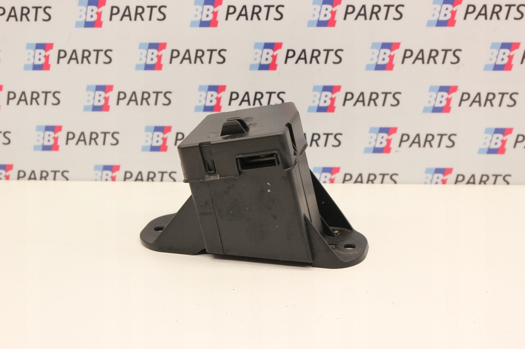 фото №1, Bmw f25 x3 f25 x4 розподільник струму запобіжник 9318771