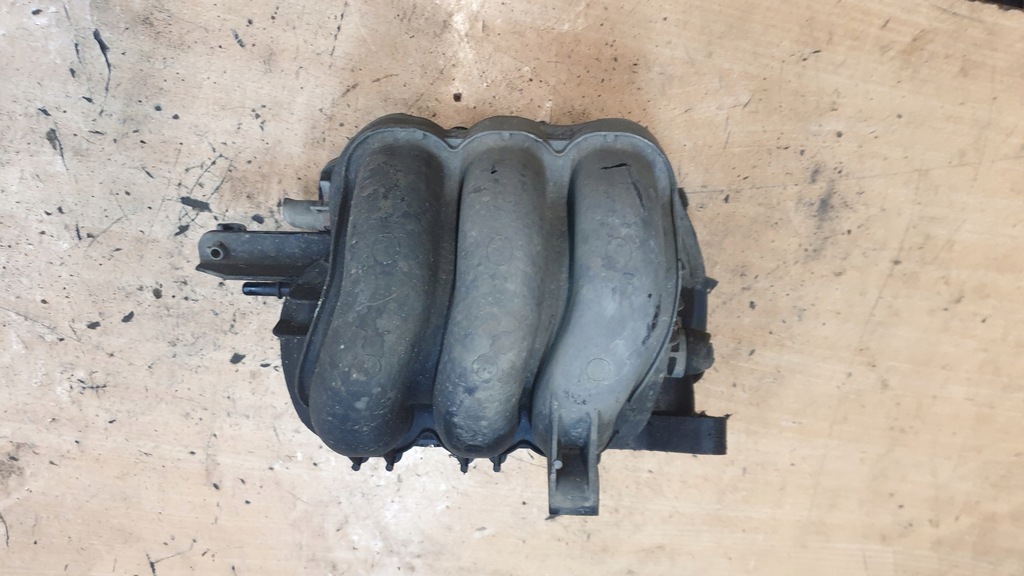 фото №1, Toyota aygo i 1.0 коллектор всасывающий