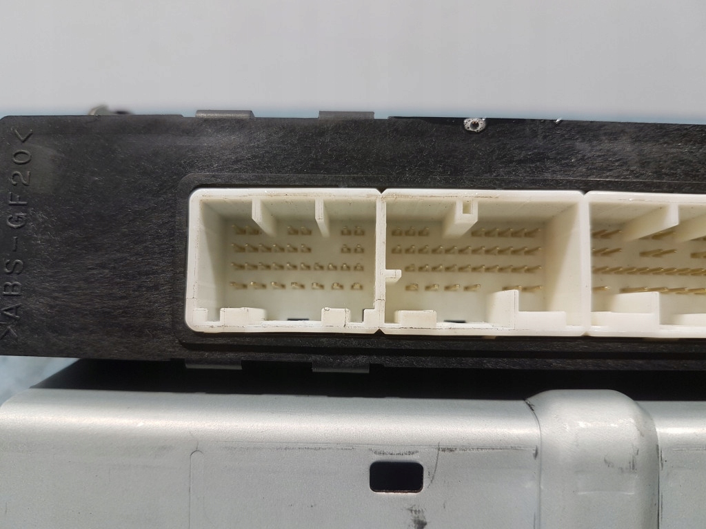 фото №6, Subaru outback iv 2.0d модуль bsi 88281aj220