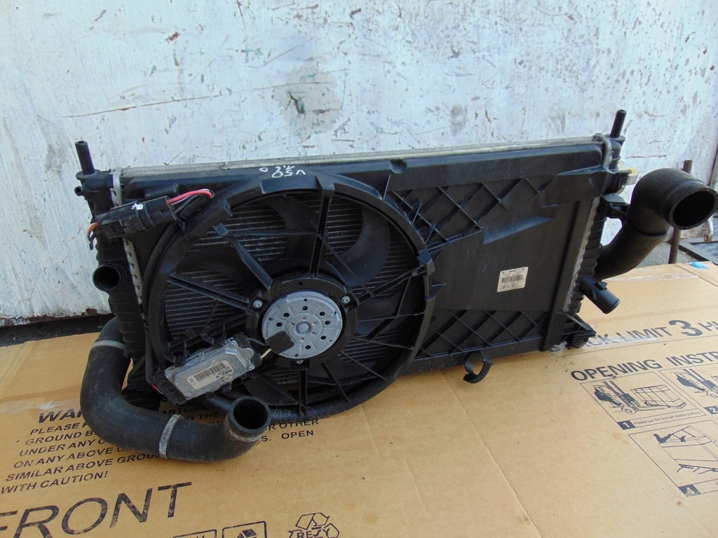 фото №10, Комплект радіатор вентилятор volvo v50 1 lift 1.6 d 3m5h-8c607-rh