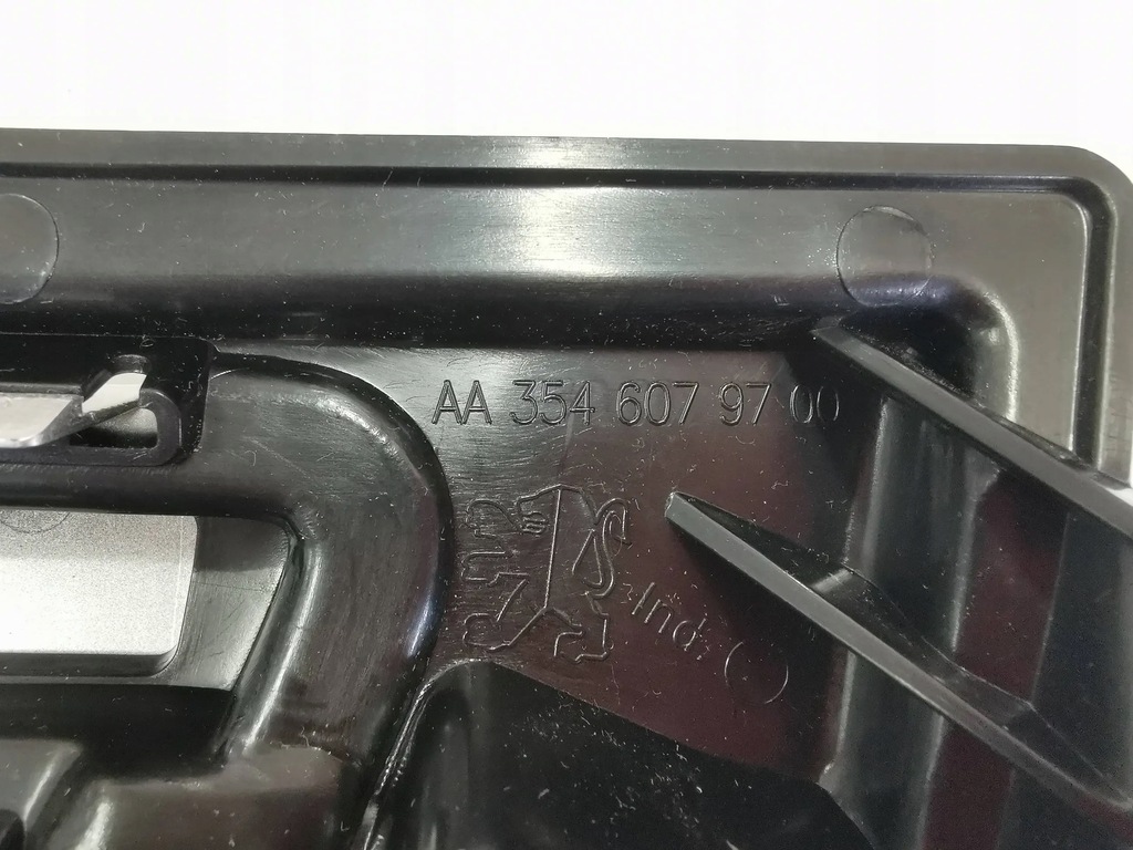 фото №9, Решётка бампера передний peugeot 308 i lift t7 левая 791.