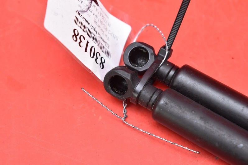 фото №6, Привід амортизатори кришки 7l6845587a vw touareg 1 i 07-10