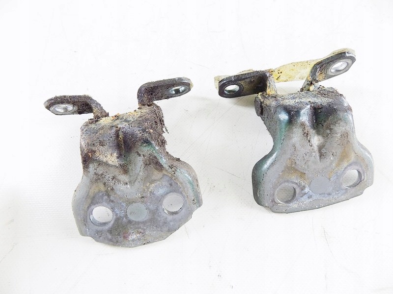 фото №2, Subaru forester ii петли дверь левый задняя kpl