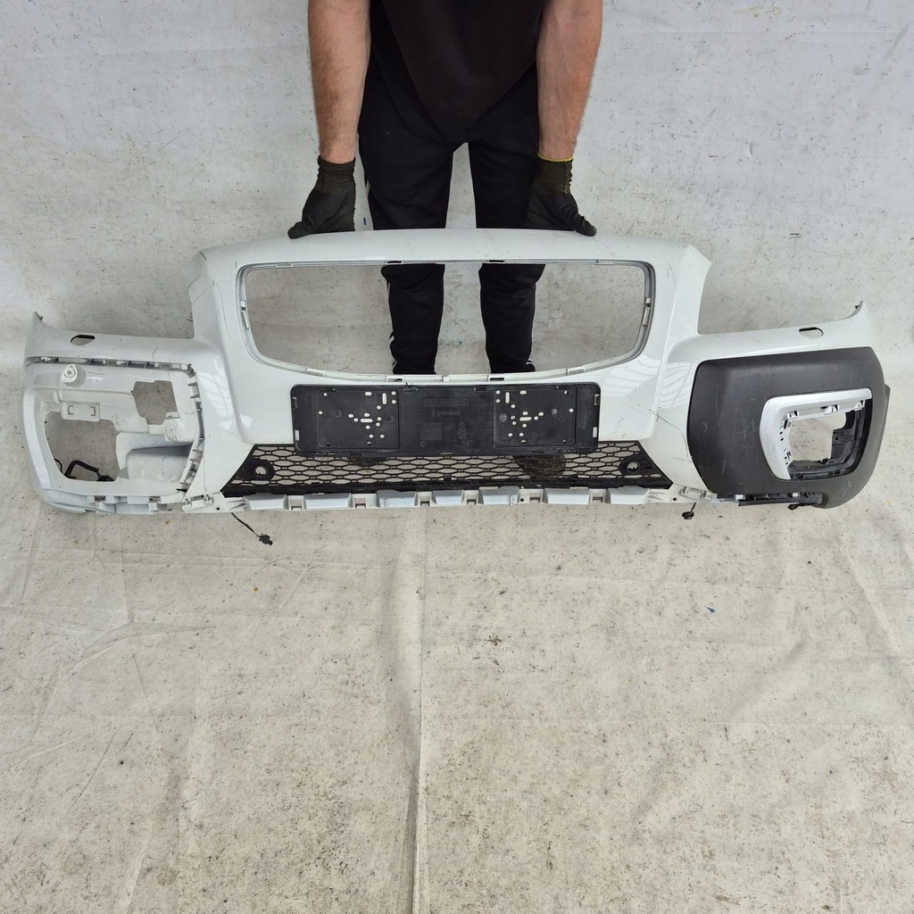 фото №1, Volvo xc70 ii 2 lift 14-16 бампер перед передний sprysk