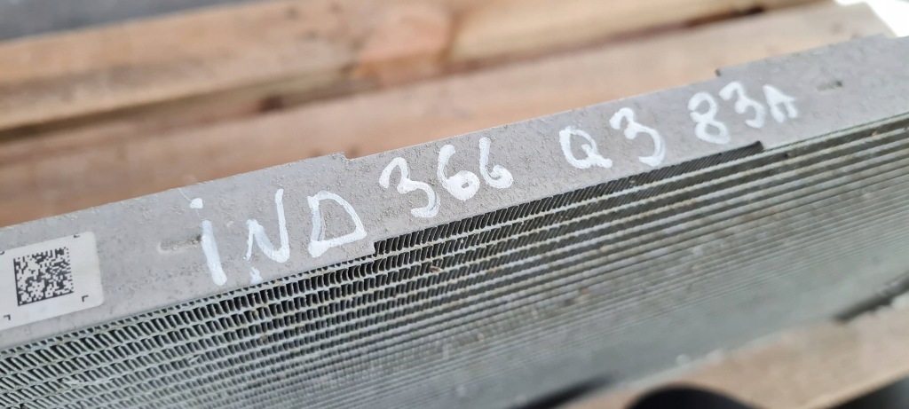 Q3 83a радиатор кондиционера оригинал  5q0816411ar vw tiguan Недорого