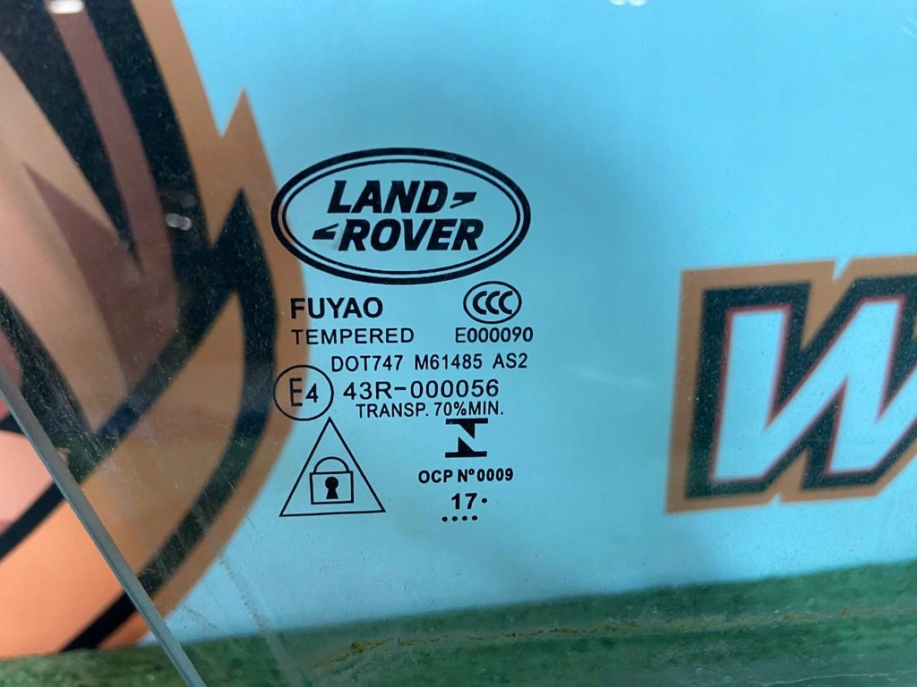 фото №11, Стекло дверь перед правая velar l560 j8a2-21410-ab