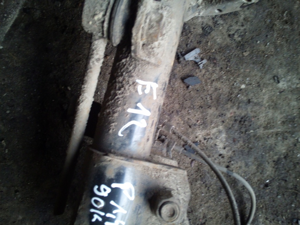 фото №5, Corolla e12 02- 1,4 d-4d поворотный кулак рычаг правая