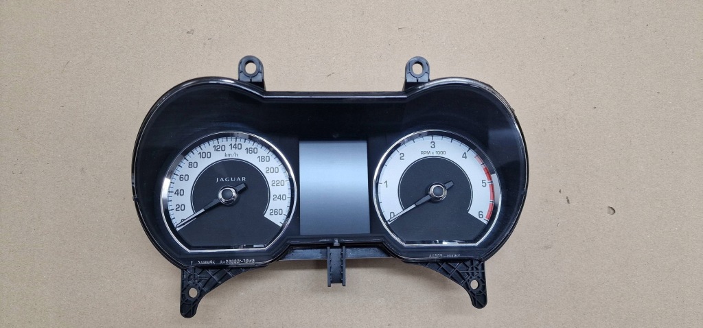 Купити Лічильник jaguar xf x250