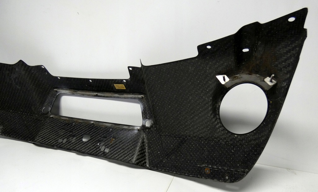 фото №15, Aston martin vantage sv12 dd23-17e955-ba диффузор бампера задняя