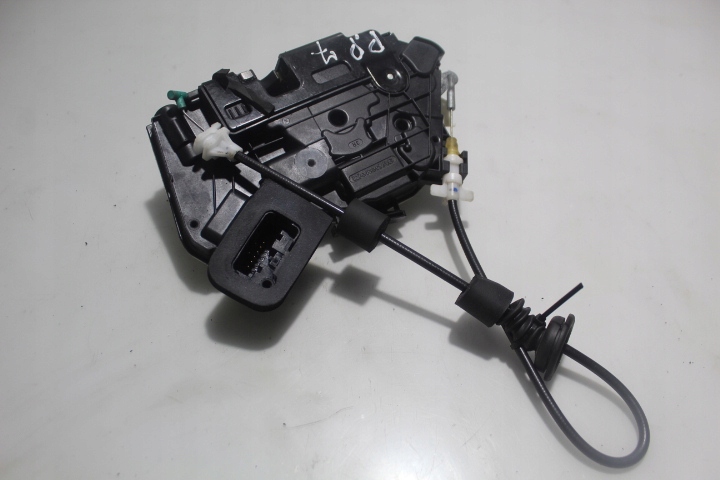 фото №4, Замок правый перед дверь skoda octavia iii