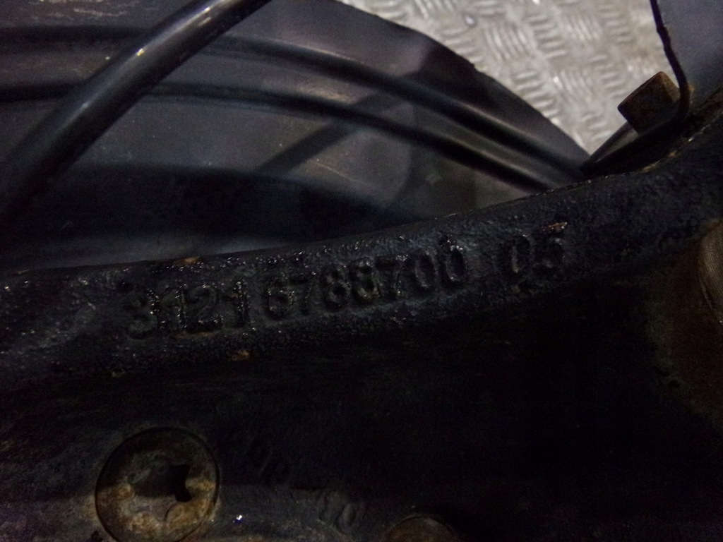 фото №6, Bmw x1 e84 4x4 поворотный кулак перед левая правая рычаг