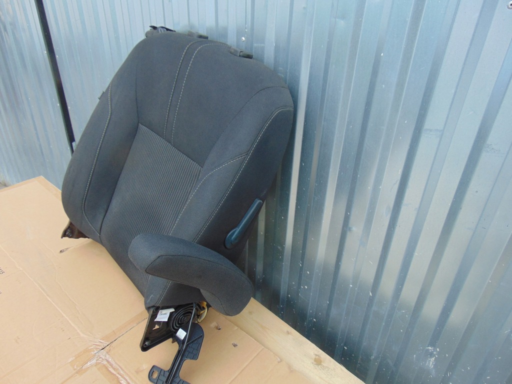 фото №4, Правое спинка подушка сиденье ford b-max