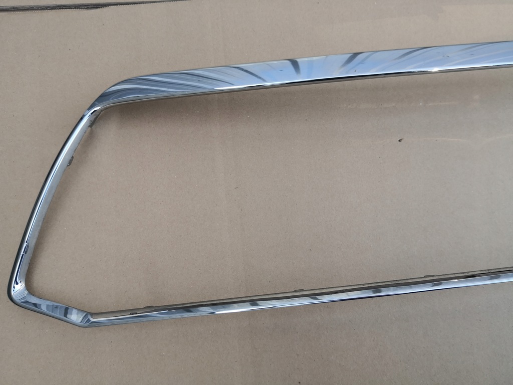 фото №5, Toyota highlander ii 07- хром бампер перед решётка радиатора