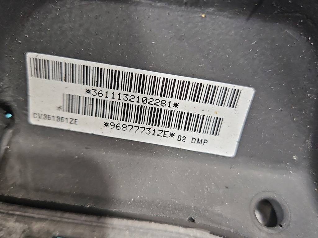 фото №9, Воздуховод peugeot 5008 96877731ze 09-13