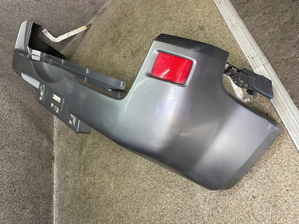 Бампер задний задний направляющие отражатели suzuki grand vitara 2 2 zdl c09 szary 5d Цена